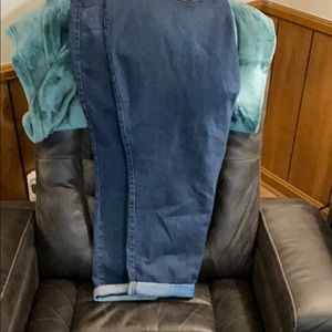 Avenue jeans size 28